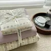 Categoría a Maternidad e Infancia Grado Doble Capa Gasa Juego de Cuatro Piezas Estilo Coreano Floral Fresco Algodón Puro Funda Nórdica Juego de Cama de Tres Piezas 1
