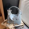 Mochila Casual Simples de Superfície Macia Grande Capacidade Bolsa Feminina 2025 Nova Moda para o Trabalho Ombro Transversal