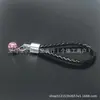 Chaveiro de Corda de Couro com Sino, Direto do Fabricante, Design de Nicho, Versátil, Estilo Ins, Adequado para Uso Pessoal ou como Presente