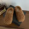 Zapatillas de felpa cálidas de invierno para interior que aumentan la altura, zapatos esponjosos para personas perezosas, zapatos de algodón para mujer 2026, calzado de exterior, zapatos de algodón con talón cerrado y forro polar añadido