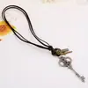 Venta directa de fábrica joyería europea y americana comercio exterior collar punk nuevo collar de cuero de vaca aleación llave grande collar largo de cuero