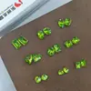 Dongzhou Diamante Cristal Platycodon Verde Uñas Diamante Alta Calidad K9 Lote Completo Brillante Verde Oliva Huevo de Paloma Fondo Puntiagudo Diamante Accesorios para Uñas