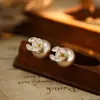 Pendientes de Botón Populares de Lujo con Tachuelas de Diamantes, Zirconia Super Brillante con Diamantes, Versátiles y Elegantes, Accesorios de Moda de Otoño e Invierno de Gama Alta