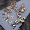 Accesorios Decorativos para Peineta de Boda Hechos a Mano Estilo Antiguo Aleación Hueca Base Plana Mariposa de Pedrería Simétrica Materiales