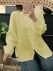 Shuangtian Nova Moda Feminina Primavera 2026 Design Ligeiramente Plus Size Camisa de Manga Longa com Cadarço e Decote V para Mulheres Plus Size 9227