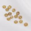 Cobre color que no se desvanece de 18K color oro antiguo flor hueca soporte para pulsera collar DIY hecho a mano espaciador hueco multiestilo