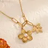 Collar de Acero Inoxidable en Forma de Corazón en Stock, Colgante de Mariposa Transfronterizo de Oro de 18K para Mujer, Accesorios Florales de Otoño e Invierno, Joyería Dorada