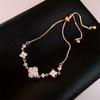 Pulseira de Amor Flor de Quatro Pétalas Zircônia Moda Transfronteiriça Pulseira de Alto Nível de Luxo Leve Pulseira Super Brilhante para Namorada Combina com Tudo para Mulheres