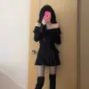 Nuevo Vestido Negro Pequeño de Primavera y Otoño con Escote en V Fruncido y Mangas de Campana Vestido Sexy con Pura Pasión Elegante y Ajustado Corto de Cadera