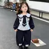 Traje de Niña Estilo Otoño Niña Pequeña Ropa de Conejo y Policía 2026 Nuevo Elegante Sudadera de Otoño para Niños Conjunto de Dos Piezas