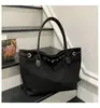 Comercio Exterior Estilo Europeo y Americano Mate Perezoso Chic de un Solo Hombro Gran Capacidad Gamuza para Viajar Bolso Tote Retro Nuevo para Mujer