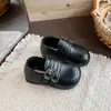 Zapatos de Cuero Retro para Niños 2026 Primavera/Otoño Nuevos Zapatos Individuales para Niñas Mocasines para Niñas Pequeñas Estilo Británico Zapatos de Bebé Modernos