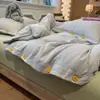 Juego de Ropa de Cama Minimalista de Cuatro Piezas Todo Algodón Estilo Japonés, Juego de Tres Piezas para Dormitorio Estilo Ins, Algodón Lavado Tejido por Color sin Estampado y Lino, Diseño de Botones de Cuerda