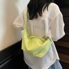 Bolso de tela de nailon de gran capacidad para comercio exterior para mujer 2025 Nuevo casual simple bandolera moderno moda verano bolso dumpling