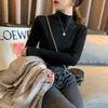 Suéter de cuello alto medio para mujer, adecuado para usar en capas, estilo nuevo Otoño/Invierno 2025, elegante, grueso, corte ajustado, tejido versátil