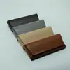 Estuche para gafas vintage con patrón de lichi rugoso y borde hecho a mano, estuche de almacenamiento de cuero PVC con tapa larga para gafas de sol y gafas de lectura