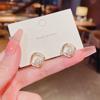 Aretes Geométricos de Perlas con Aguja de Plata S925 para Mujer Estilo Coreano Simple Moda Elegante Celebridad de Internet Mismo Estilo Aretes Joyería para la Oreja