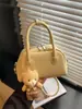 Bolso de mano de moda de estilo coreano para el verano 2026, bolso cruzado elegante para el trabajo, bolso de hombro chic para oficinistas
