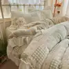 Juego de Cuatro Piezas de Terciopelo de Leche Tallado Extra Grueso Clase A Sábana de Coral Fleece de Invierno Funda de Edredón de Gama Alta Ropa de Cama de Franela