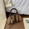 Moda Outono Inverno Bolsa de Ombro Único Chique Bolsa de Bowling Feminina Nicho Simples Alto Valor Bolsa de Mão Transversal para o Trabalho Tendência