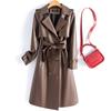Chaqueta de Cuero Haining Estilo Europeo para Mujer, Nueva Moda Primavera 2026 Gabardina Ajustada de Piel de Oveja, Abrigo Grueso de Longitud Media