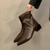Botas finas de salto grosso e bico fino, Botas de combate, Moda nicho outono e inverno, Botas curtas europeias e americanas para mulheres, Estilo francês, Novas botas 2026