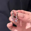 Nuevos Pendientes de Cruz de Diamante de Colores de Lujo Ligero de Moda Exquisito Diseño de Nicho Temperamento de Gama Alta Pendientes Personalizados