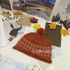 Gorro jacquard retro para otoño e invierno, casual y elegante, versátil, de alta calidad, con un ambiente sofisticado y artístico, gorro tejido