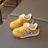 Zapatos Deportivos Versátiles para Niños 2026 Nuevas Llegadas de Primavera para Niños Medianos y Mayores Zapatos Deportivos de Moda para Niños y Niñas Antideslizantes Resistentes al Desgaste Zapatos para Correr