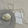 Collar de moda para niña, elegante y dulce, con correa de flores de satén de seda y cadena para clavícula, pequeño y fresco.
