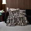 Manta Compuesta de Cachemir Australiano Estilo Urbano Moderno de Gama Alta Manta de Terciopelo de Leche Manta para Sofá Individual Manta de Viaje para Viajes de Negocios