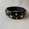 Yongge Accesorios Pulsera de Madera con Remaches Geométricos Estilo Europeo y Americano Moda Retro Personalidad Rombo Pulsera Adorno para la Muñeca