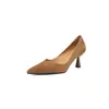 Zapatos de vestir de cuero genuino de boca poco profunda con punta para mujer, color blanco roto, estilo Primavera/Otoño 2026, color albaricoque, tacón medio, tacón fino, tacón de gatito, tacones altos