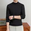 Estilo Old Money Gola Meia-Alta Manga Longa Tricô Camada Base Masculina Suéter com Lã Gola Redonda Simples Roupa de Baixo Pulôver Roupa Masculina