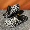 Calzado de Verano para Exteriores Transfronterizo, Zapatos con Estampado de Letras para Playa, Sandalias de Punta Cerrada, Sandalias Huecas de Suela Suave para Hombre, Zuecos de Verano