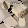 Bolsas de Lona en Blanco para Pintura a Mano y Graffiti, Cajas Blancas con Cordón para Joyería, Venta al por Mayor de Fabricante, Disponibles en Stock, Personalizables