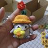 Muñeca de Monstruo de Tres Ojos Colgante de Lana Colgante Tejido a Mano Producto Terminado Muñeca de Ganchillo Hecha a Mano Colgante de Ganchillo Producto Terminado