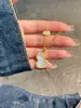 Tienda de oro con collar de calabaza incrustado de diamantes para mujer cadena de clavícula de ágata roja chapada en oro con colgante de unicornio de concha blanca lote minoritario coreano