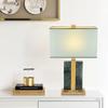 Sala de estar de hotel Dormitorio Estudio Lámpara de mesita de noche Luz Lujo Posmoderno Simple Lámpara de mesa Mármol americano Ajuste suave Modelo de habitación