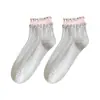 Nuevos Calcetines de Mujer para Verano Estilo Japonés Bloques de Color Borde Doble de Volantes Calcetines Cortos Simples Versátiles Calcetines de Pastel de Doble Aguja