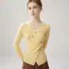 Suéter Básico Europeu e Americano Outono/Inverno Novo de Caxemira Feminino com Gola Cruzada, Manga Longa, Corte Slim, Valorizador, Base Irregular