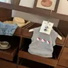 [Novos Produtos de Verão] Original! Conjunto de Verão para Meninas com Colete Cartoon Kt, Cheongsam e Saia Jeans Cauda de Peixe