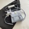 Nuevo Bolso de Hombro Doble de Alta Calidad con Gipsofila, Estilo Académico Elegante, Versátil, para Llevar en la Mano, de Hombro Único, Cruzado, Mochila