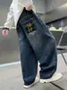 Pantalones para niño primavera y otoño 2026 nuevos y elegantes jeans casuales para niños mayores, pierna recta, ropa de otoño