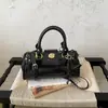 Bolso de hombro cruzado grande de moda versátil para mujer, nuevo bolso de mano de lujo ligero de nicho para el día a día, otoño e invierno 2026