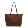 Bolso Tote de Alta Gama de Gran Capacidad de Moda Otoño 2025 para Mujer, Bolso Niche de Hombro Único Cruzado, Bolso de Mano para Viajeros