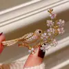 Nuevo Pasador de Solapa Rectangular con Animales de Diamantes Completos, Candado de Paz Rojo Chino, Rosas Elegantes, Accesorios para Ropa