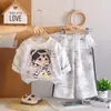 Conjunto de Ropa para Bebé Niña Primavera y Otoño 2026 Nueva Moda Casual Sudadera Infantil de Dibujos Animados Manga Larga Dos Piezas Ropa Moderna para Niños