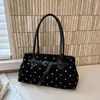 Bolsa de mano de lunares estilo coreano con un diseño único y gran capacidad, nueva colección otoño 2026, un bolso de hombro elegante y práctico para el trabajo y los desplazamientos