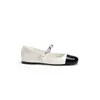 Versión de Piel de Vaca de Zapatos Mary Jane Planos Redondos Inspirados en Chanel Estilo Francés con Tacones Gruesos y Suelas Gruesas para un Look Femenino